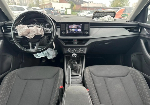 Skoda Kamiq cena 39500 przebieg: 104000, rok produkcji 2019 z Głogów małe 211